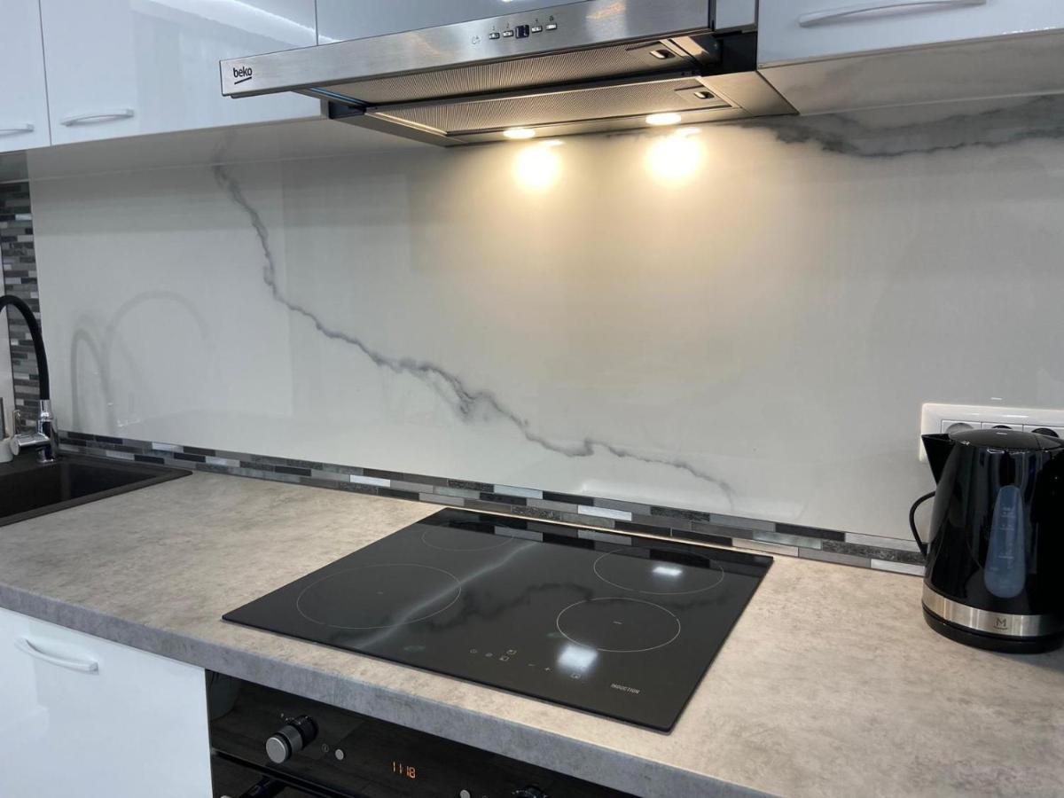 Ferienwohnung Lora Studio Suceava Exterior foto
