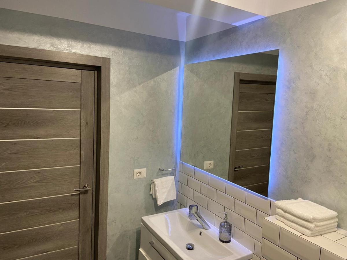 Ferienwohnung Lora Studio Suceava Exterior foto